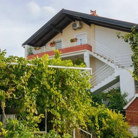 Lorena - With Sea View Near Old Town Apartment *